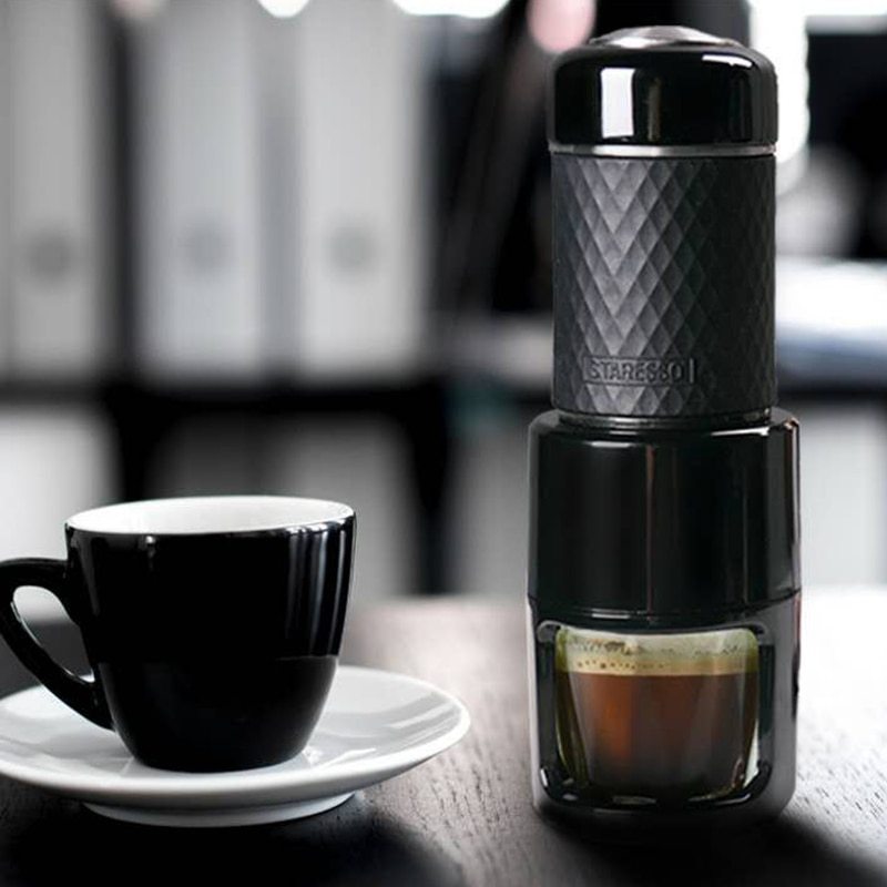Portable Manual Espresso Coffee Maker – Compact Handheld Coffee Machine