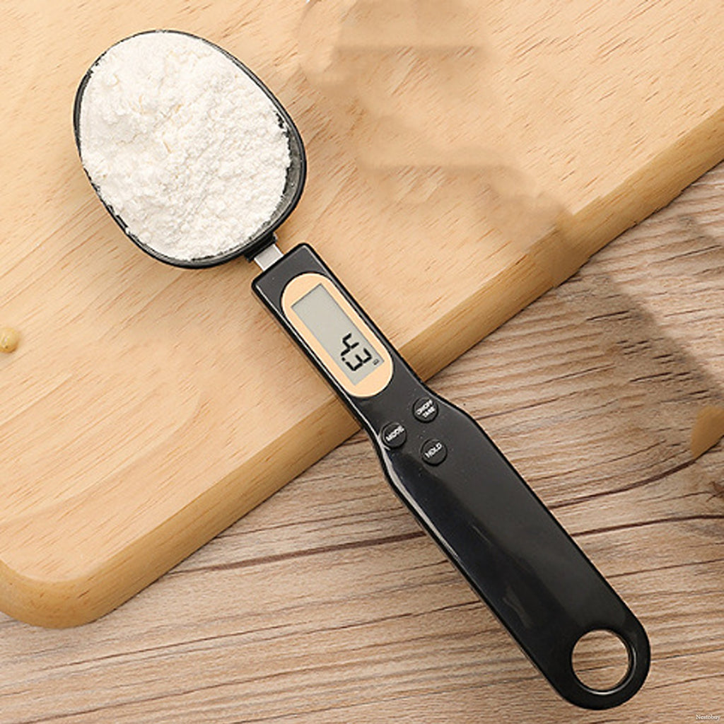 Digital kitchen scale with LCD display and measuring spoon – mini food and ingredient scale