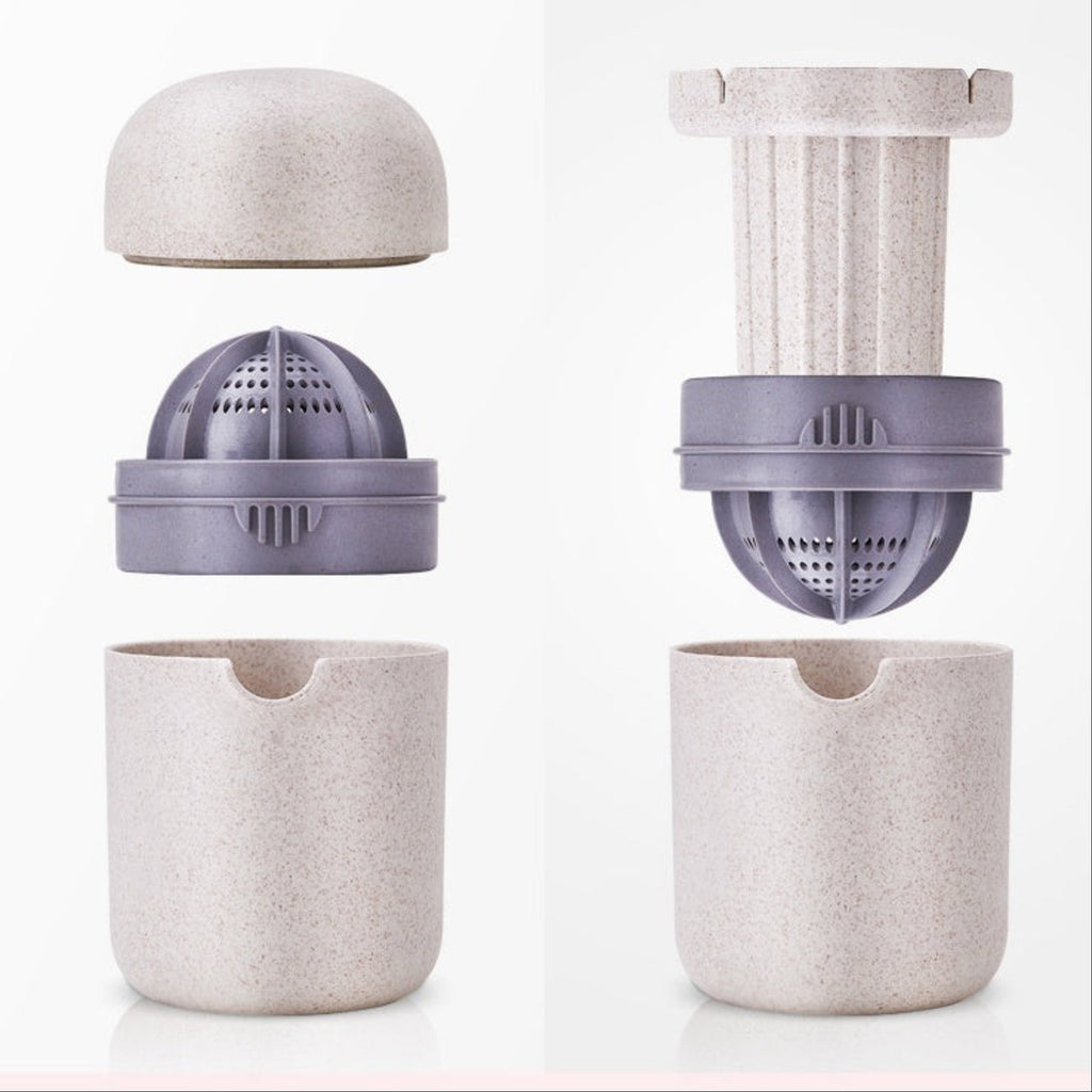 Portable wheat straw citrus juicer for oranges and lemons