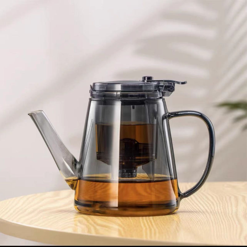 Teapot with built-in tea infuser and water separation filter – loose leaf tea brewer