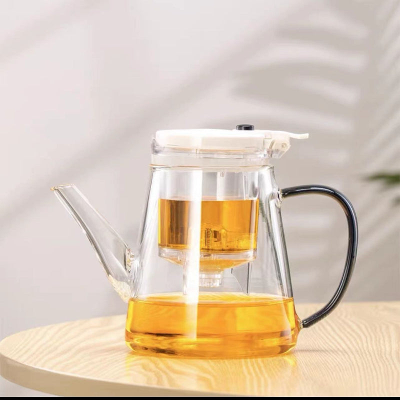 Teapot with built-in tea infuser and water separation filter – loose leaf tea brewer